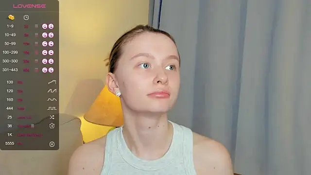 Stripchat sex cam CrystalWicked