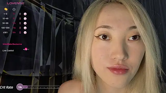 Stripchat sex cam kittydollplay18